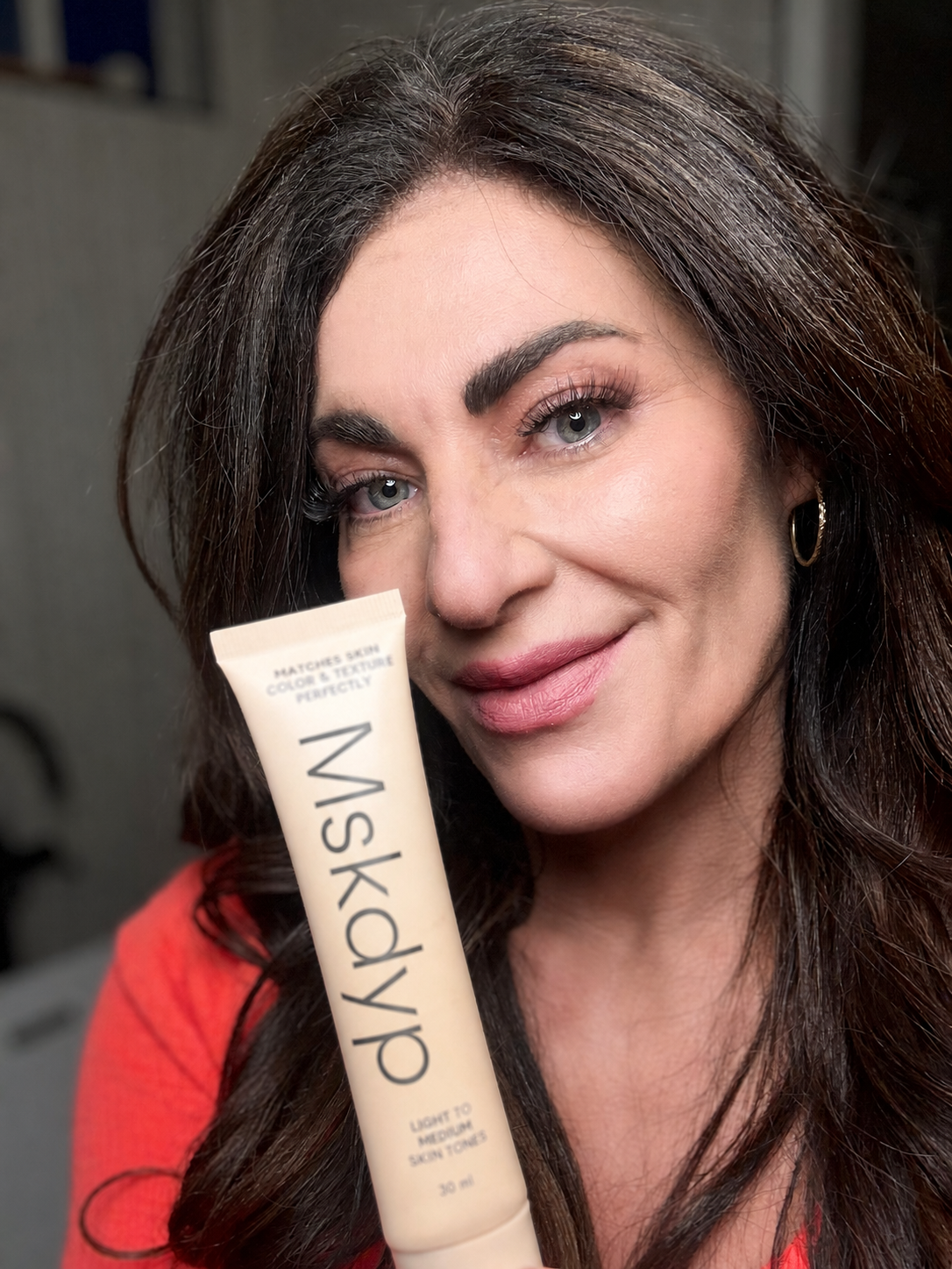 Mskdyp color changing foundation